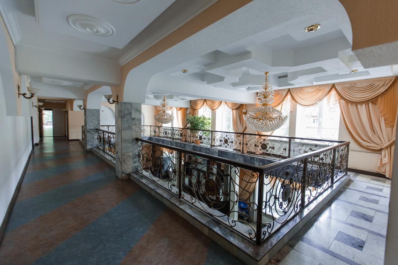 Hotel Altay Leninogorsk 外观 照片